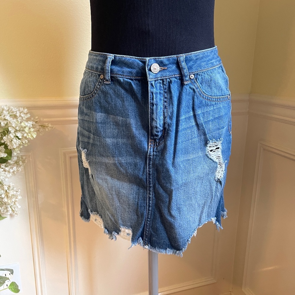 NEW Rewash | Destroyed & Distressed High Rise Denim Mini Skirt Size 5 | 27  NWOT